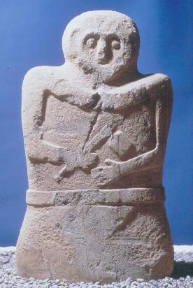 File:Museo delle Statue Stele Lunigianesi S048FR063.jpg